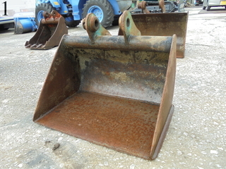 used construction machinery Attachment HITACHI EX40U Slope bucket 