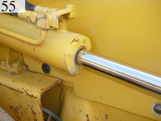 中古建設機械 中古 コマツ KOMATSU ブルドーザ  D31P-20E