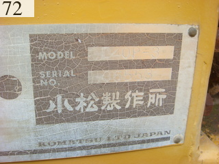 中古建設機械 中古 コマツ KOMATSU ブルドーザ  D40P-3