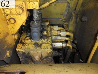 中古建設機械 中古 コマツ KOMATSU ブルドーザ  D41P-6E0