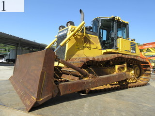 中古建設機械 中古 コマツ KOMATSU ブルドーザ  D65PX-17