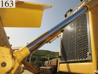 中古建設機械 中古 コマツ KOMATSU ブルドーザ  D65PX-17