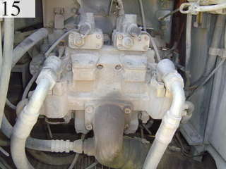 中古建設機械 中古 日立建機 HITACHI 油圧ショベル・バックホー ０．７－０．９立米 EX225USR