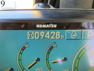 中古建設機械 中古 コマツ KOMATSU 油圧ショベル・バックホー ０．７－０．９立米 HB205-1