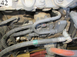 中古建設機械 中古 コマツ KOMATSU 油圧ショベル・バックホー ０．７－０．９立米 HB205-1