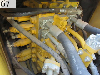 中古建設機械 中古 コマツ KOMATSU 油圧ショベル・バックホー ０．７－０．９立米 HB205-1