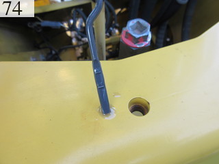 中古建設機械 中古 コマツ KOMATSU 油圧ショベル・バックホー ０．７－０．９立米 HB205-1