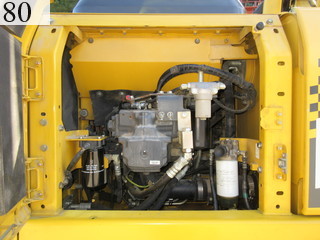 中古建設機械 中古 コマツ KOMATSU 油圧ショベル・バックホー ０．７－０．９立米 HB205-1
