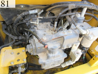 中古建設機械 中古 コマツ KOMATSU 油圧ショベル・バックホー ０．７－０．９立米 HB205-1