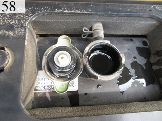 中古建設機械 中古 加藤製作所 KATO WORKS 油圧ショベル・バックホー ０．４－０．５立米 HD512V