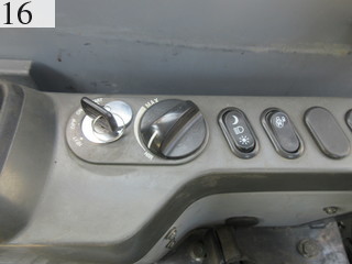 中古建設機械 中古 コマツ KOMATSU 解体機 ショートリーチ・トンネル用 PC138US-8
