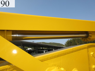 中古建設機械 中古 コマツ KOMATSU 解体機 ショートリーチ・トンネル用 PC138US-8