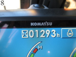 中古建設機械 中古 コマツ KOMATSU 油圧ショベル・バックホー ０．４－０．５立米 PC138US-8