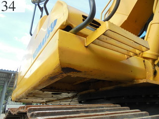 中古建設機械 中古 コマツ KOMATSU 油圧ショベル・バックホー ０．７－０．９立米 PC200-8N1
