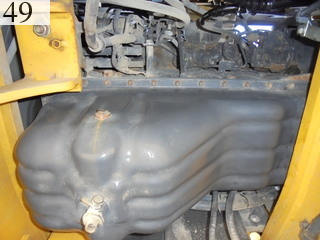 中古建設機械 中古 コマツ KOMATSU 油圧ショベル・バックホー ０．７－０．９立米 PC200-8N1
