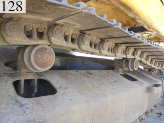 中古建設機械 中古 コマツ KOMATSU 油圧ショベル・バックホー ０．７－０．９立米 PC200-8