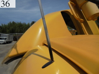 中古建設機械 中古 コマツ KOMATSU 油圧ショベル・バックホー ０．２－０．３立米 PC78US-8