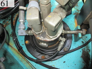 中古建設機械 中古 コベルコ建機 KOBELCO 自動車 解体機 ニブラー SK235SRD-3