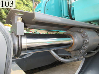 中古建設機械 中古 コベルコ建機 KOBELCO 自動車 解体機 ニブラー SK235SRD-3
