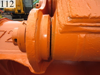 中古建設機械 中古 日立建機 HITACHI 油圧ショベル・バックホー ０．４－０．５立米 ZX135USK-3