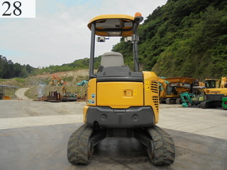 中古建設機械 中古 コマツ KOMATSU 油圧ショベル・バックホー ０．１立米以下 PC30MR-3