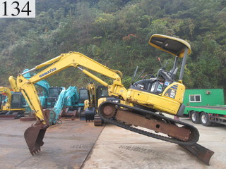 中古建設機械 中古 コマツ KOMATSU 油圧ショベル・バックホー ０．２－０．３立米 PC40MR-2