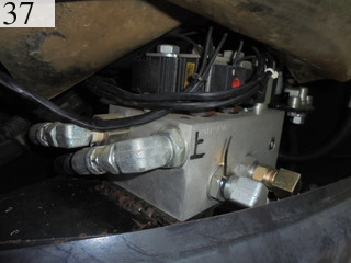 中古建設機械 中古 ヤンマーディーゼル YANMAR 林業機械 グラップル・ウインチ・排土板 ViO50-5B