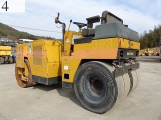 中古建設機械 中古 日本ボーマク株式会社 BOMAG NIPPON ローラー 舗装用振動ローラー BW131ACW
