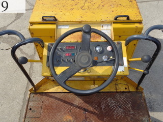 中古建設機械 中古 日本ボーマク株式会社 BOMAG NIPPON ローラー 舗装用振動ローラー BW131ACW