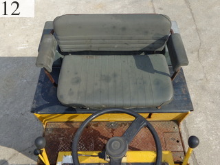 中古建設機械 中古 日本ボーマク株式会社 BOMAG NIPPON ローラー 舗装用振動ローラー BW131ACW