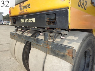 中古建設機械 中古 日本ボーマク株式会社 BOMAG NIPPON ローラー 舗装用振動ローラー BW131ACW