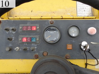 中古建設機械 中古 日本ボーマク株式会社 BOMAG NIPPON ローラー 舗装用振動ローラー BW131ACW