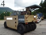 中古建設機械 中古 コマツ KOMATSU ローラー タイヤローラー JW200