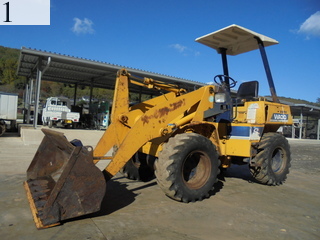 中古建設機械 中古 コマツ KOMATSU ホイール・ローダ １．０立米以下 WA30-3