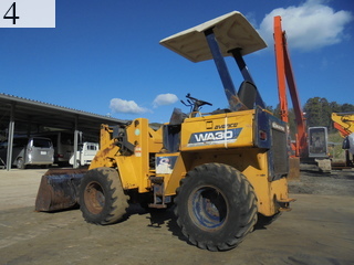 中古建設機械 中古 コマツ KOMATSU ホイール・ローダ １．０立米以下 WA30-3