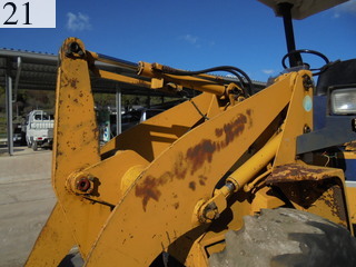 中古建設機械 中古 コマツ KOMATSU ホイール・ローダ １．０立米以下 WA30-3