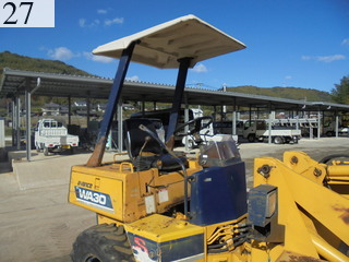 中古建設機械 中古 コマツ KOMATSU ホイール・ローダ １．０立米以下 WA30-3
