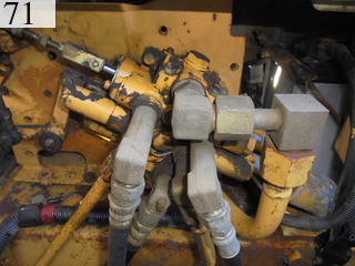 中古建設機械 中古 コマツ KOMATSU ホイール・ローダ １．０立米以下 WA30-3