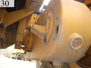 中古建設機械 中古 コマツ KOMATSU モーターグレーダー アーティキュレート式 GD300A-1