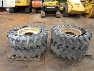 Used Construction Machine Used TONG YONG TONG YONG Tires Solid tires SOLID-TIRES-24-INCH