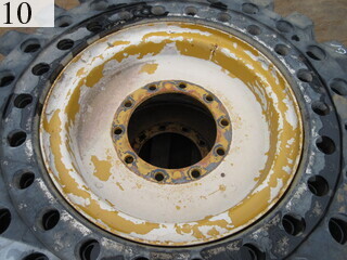 Used Construction Machine Used TONG YONG TONG YONG Tires Solid tires SOLID-TIRES-24-INCH