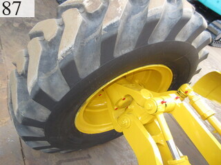 中古建設機械 中古 コマツ KOMATSU モーターグレーダー アーティキュレート式 GD405A-3