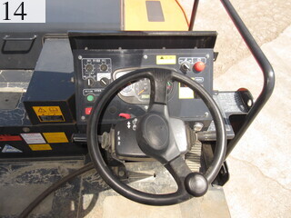 中古建設機械 中古 日立建機 HITACHI ローラー タイヤローラー ZC220P-5
