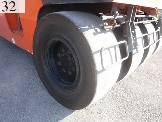 中古建設機械 中古 日立建機 HITACHI ローラー タイヤローラー CP220-3