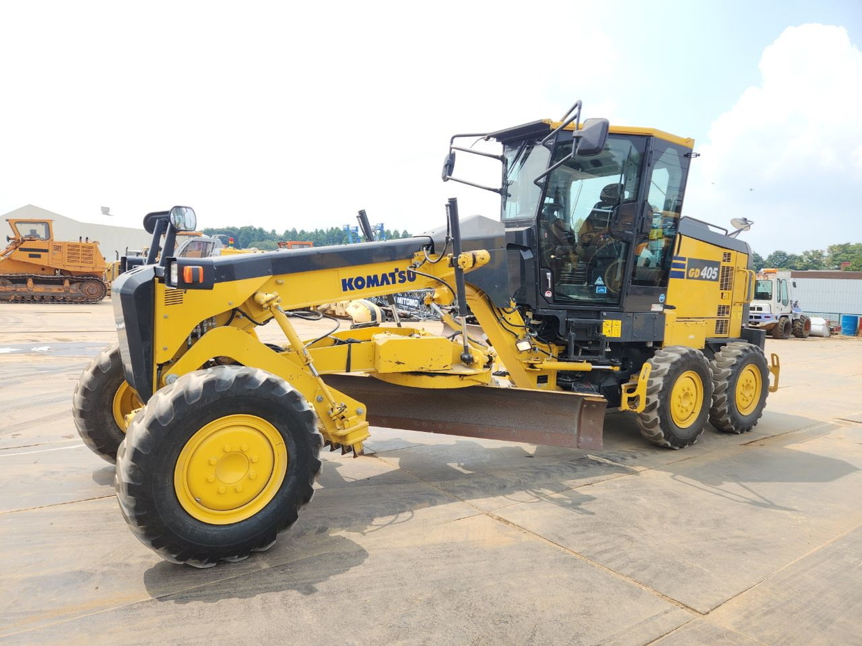 中古建設機械 中古 コマツ KOMATSU モーターグレーダー アーティキュレート式 GD405-7