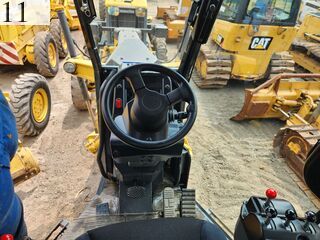 中古建設機械 中古 コマツ KOMATSU モーターグレーダー アーティキュレート式 GD405-7