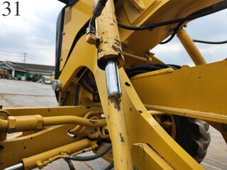 中古建設機械 中古 コマツ KOMATSU モーターグレーダー アーティキュレート式 GD405-7