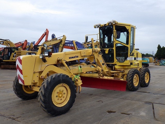 中古建設機械 中古 コマツ KOMATSU モーターグレーダー アーティキュレート式 GD405A-3Y