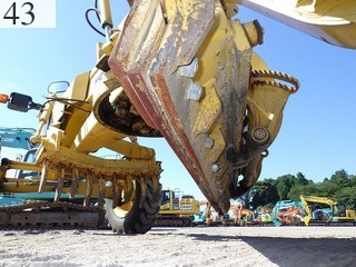 中古建設機械 中古 コマツ KOMATSU モーターグレーダー アーティキュレート式 GD405A-3