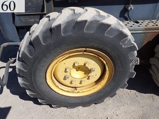 中古建設機械 中古 コマツ KOMATSU モーターグレーダー アーティキュレート式 GD405A-3